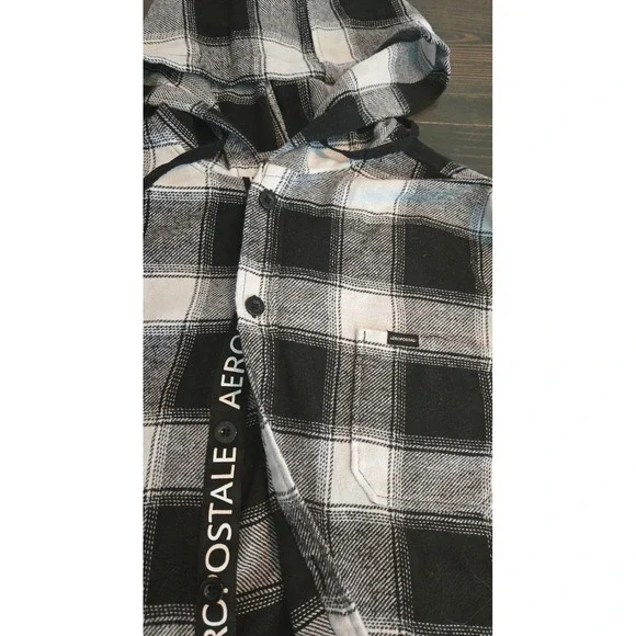 Aeropostale Hooded Flannel Shirt Mens‎ Size L Black White Plaid Button Down - Picture 5 of 9